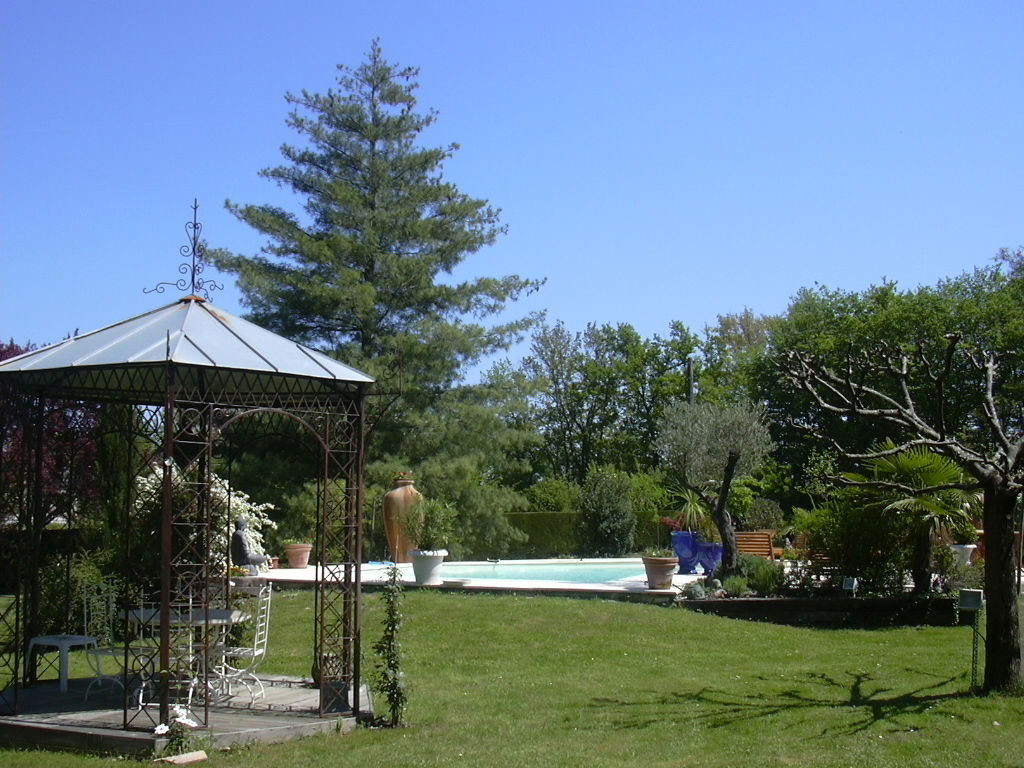 Bed And Breakfast Sadirac 96859