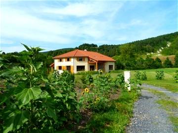 Roomlala | Bed And Breakfast For Rent In Auvergne