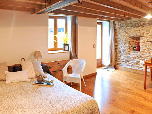 Bed And Breakfast Farnay 66029-2