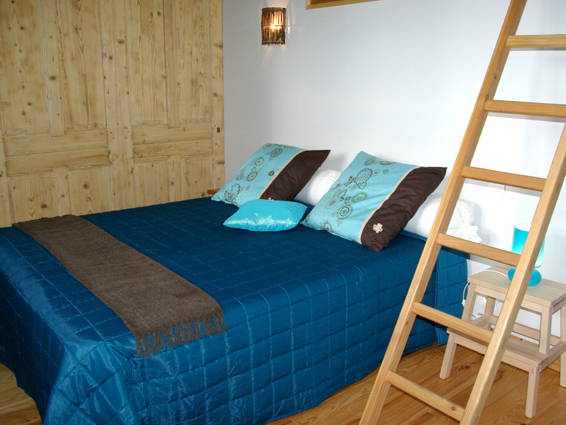 Bed And Breakfast Farnay 66029-4