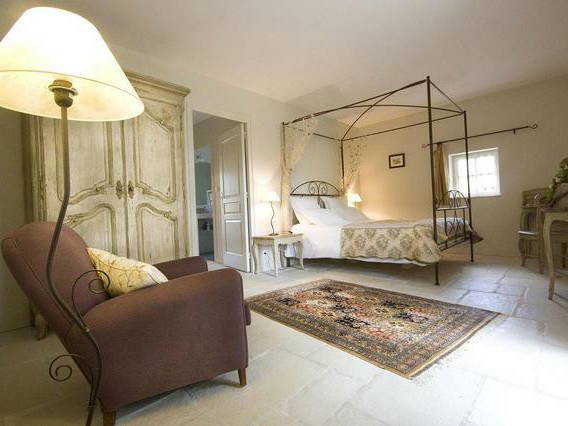 Habitaciones De Huéspedes Benet 17090-1