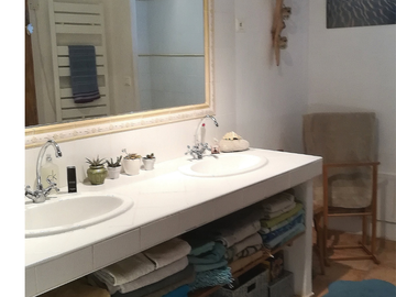 Chambre D'hôte Théziers 389605-16