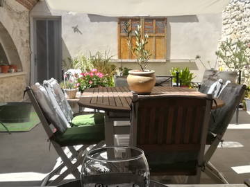 Chambre D'hôte Théziers 389605-18