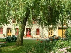 Bed And Breakfast - Granja La Sennelée