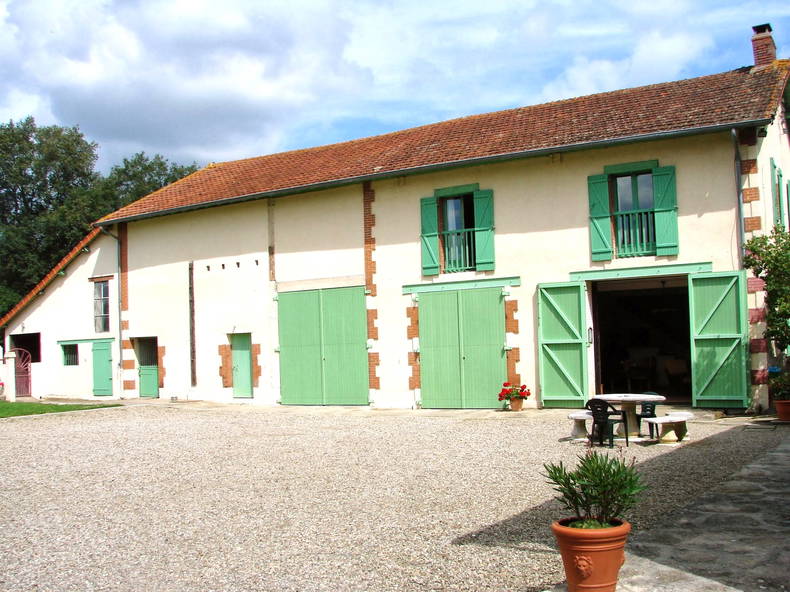 Chambres D'hôtes Huriel 42501-2