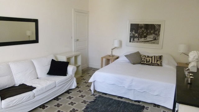 Hospedagem Em Casa De Família Beaucaire 51606