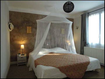 Roomlala | Bed and Breakfast Provence, Opposite Avignon