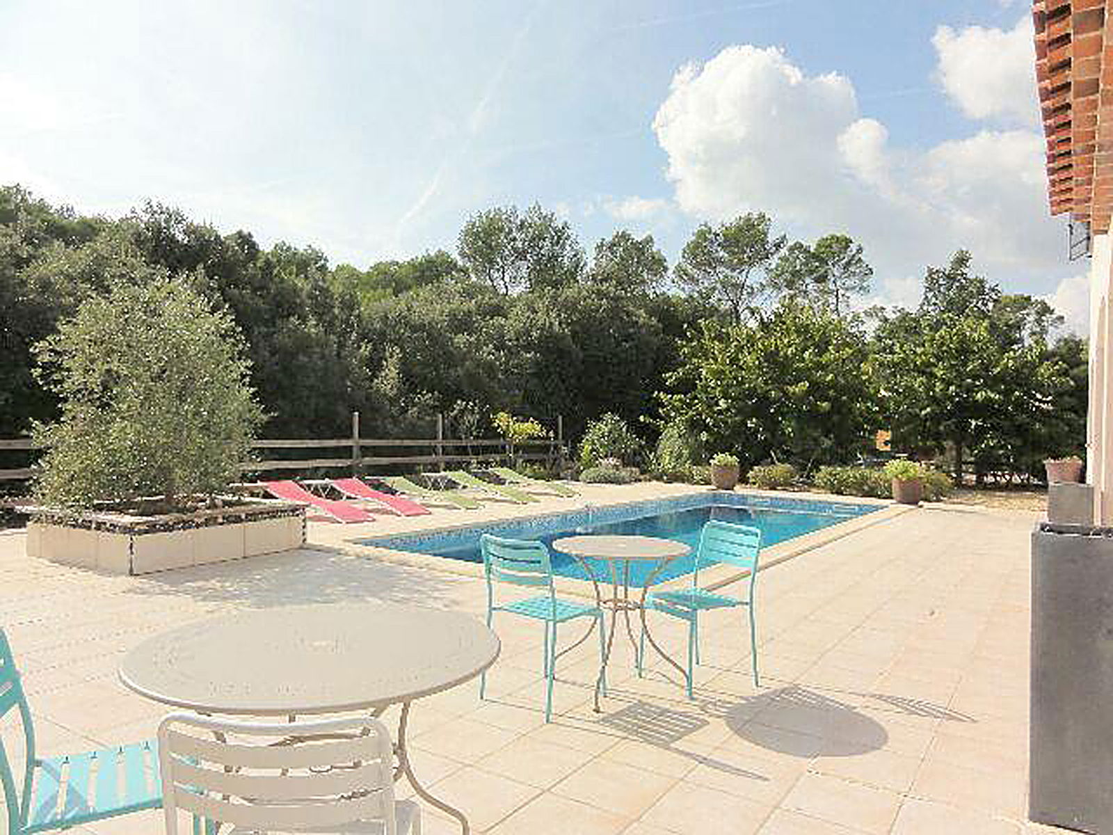 Bed And Breakfast Lorgues 145790