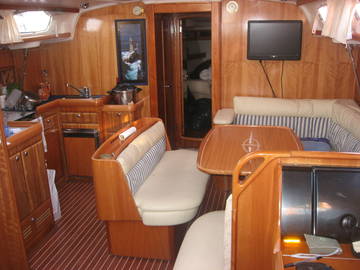 Roomlala | Bed and Breakfast te huur op een 14 meter zeilboot 