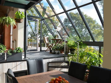 Roomlala | Bed and Breakfast til leje