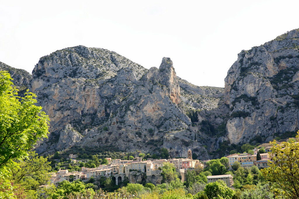 Gästrum Corbières 16090