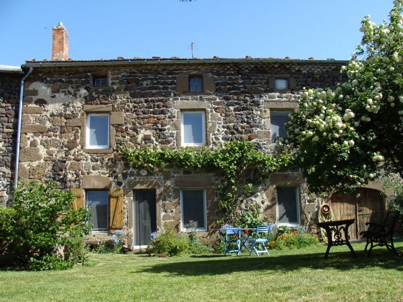 Vierashuoneet Fix-Saint-Geneys 85742