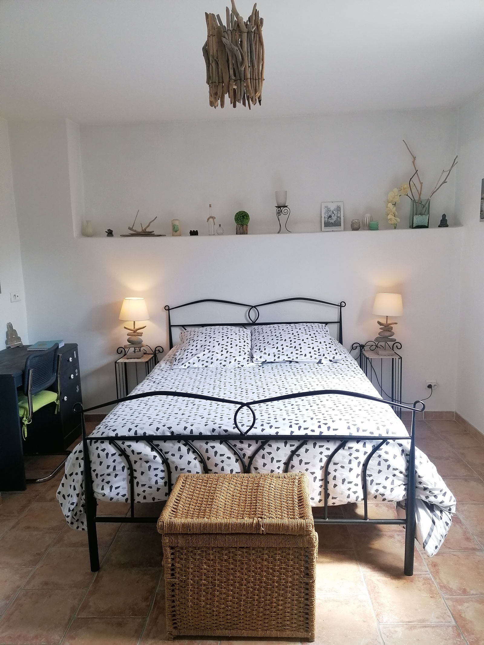 Gastekamers Théziers 389605