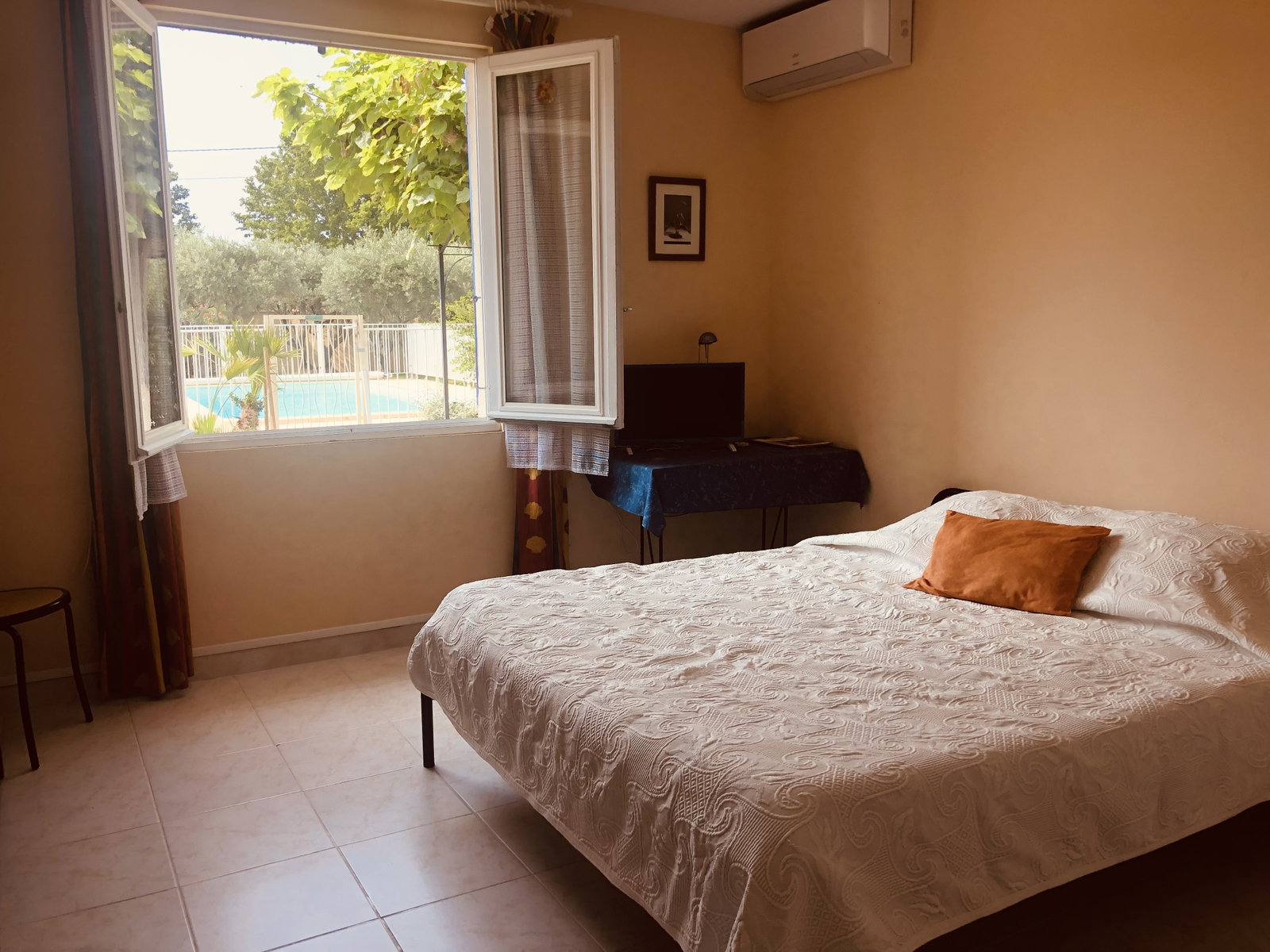 Gastekamer Caumont-sur-Durance 44489