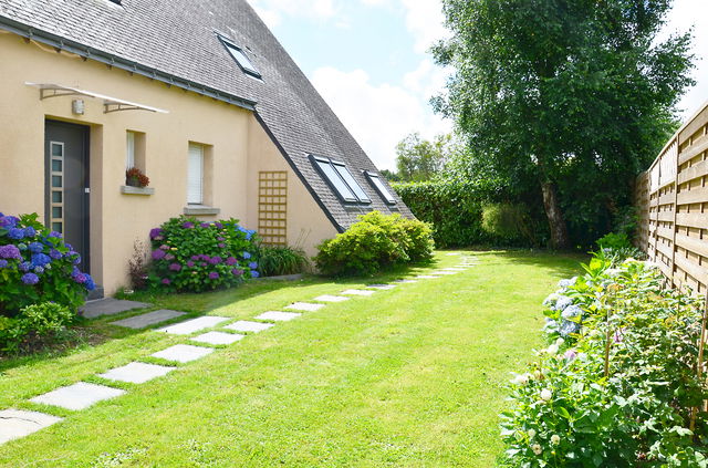 Gastekamers Pluneret 46958