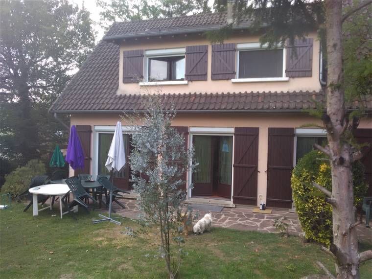 Homestay La Ferté-Alais 91707