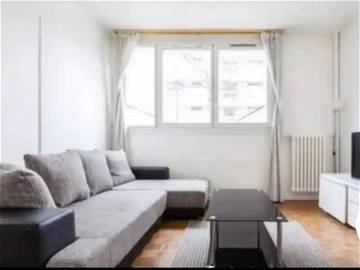 Room For Rent Neuilly-Sur-Seine 250207-1