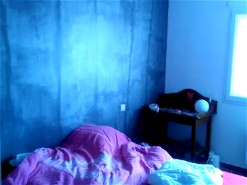 Roomlala | Bedroom In A Very Quiet Cul-de-sac Villa