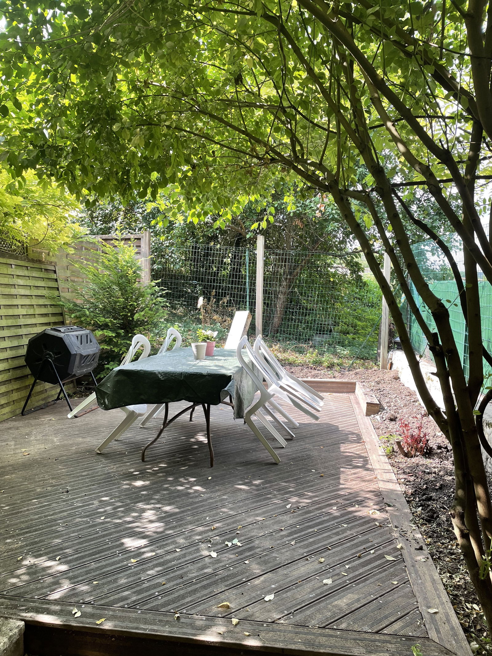 Homestay Jouy-le-Moutier 255568