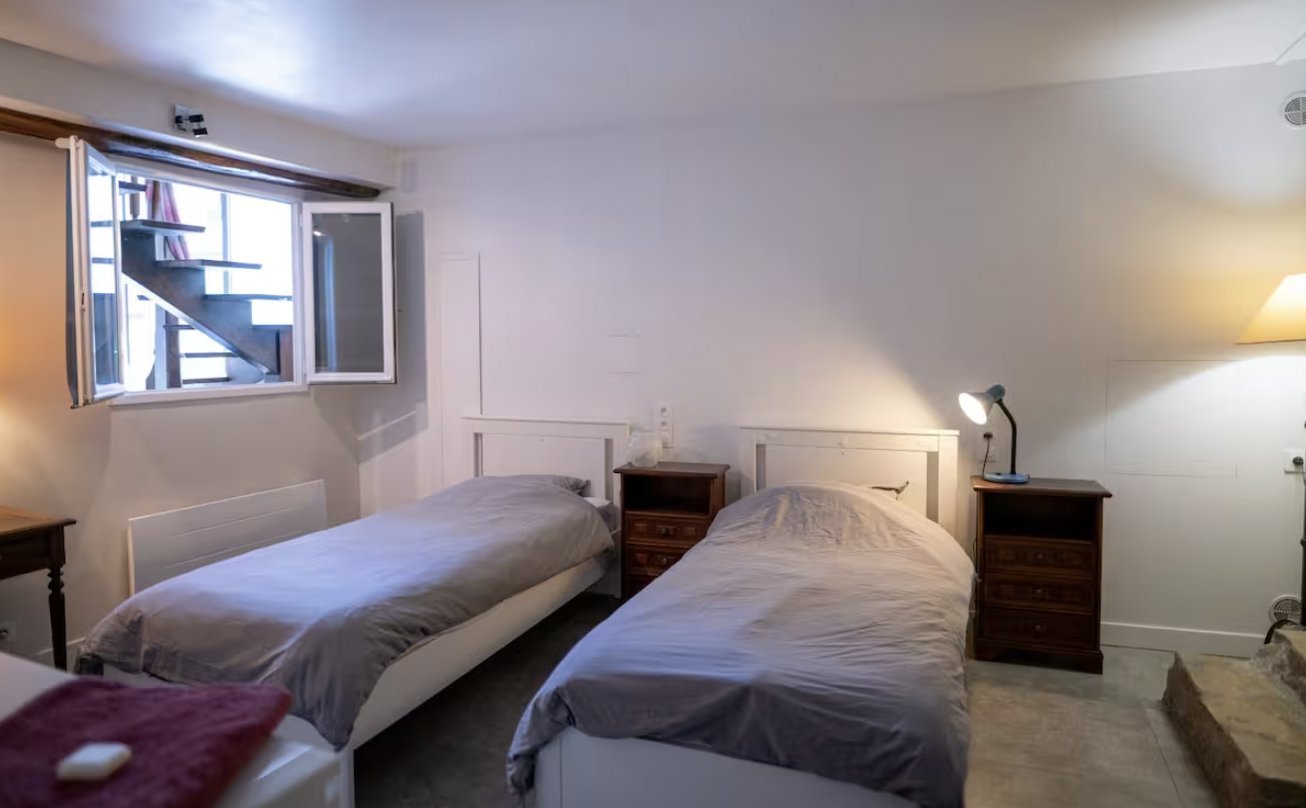 Homestay Jouy-le-Moutier 255568