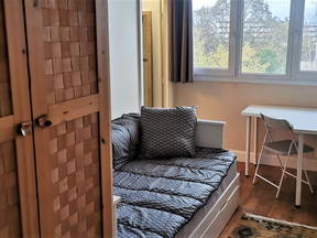 Schlafzimmer + Privates Badezimmer, In Duplex