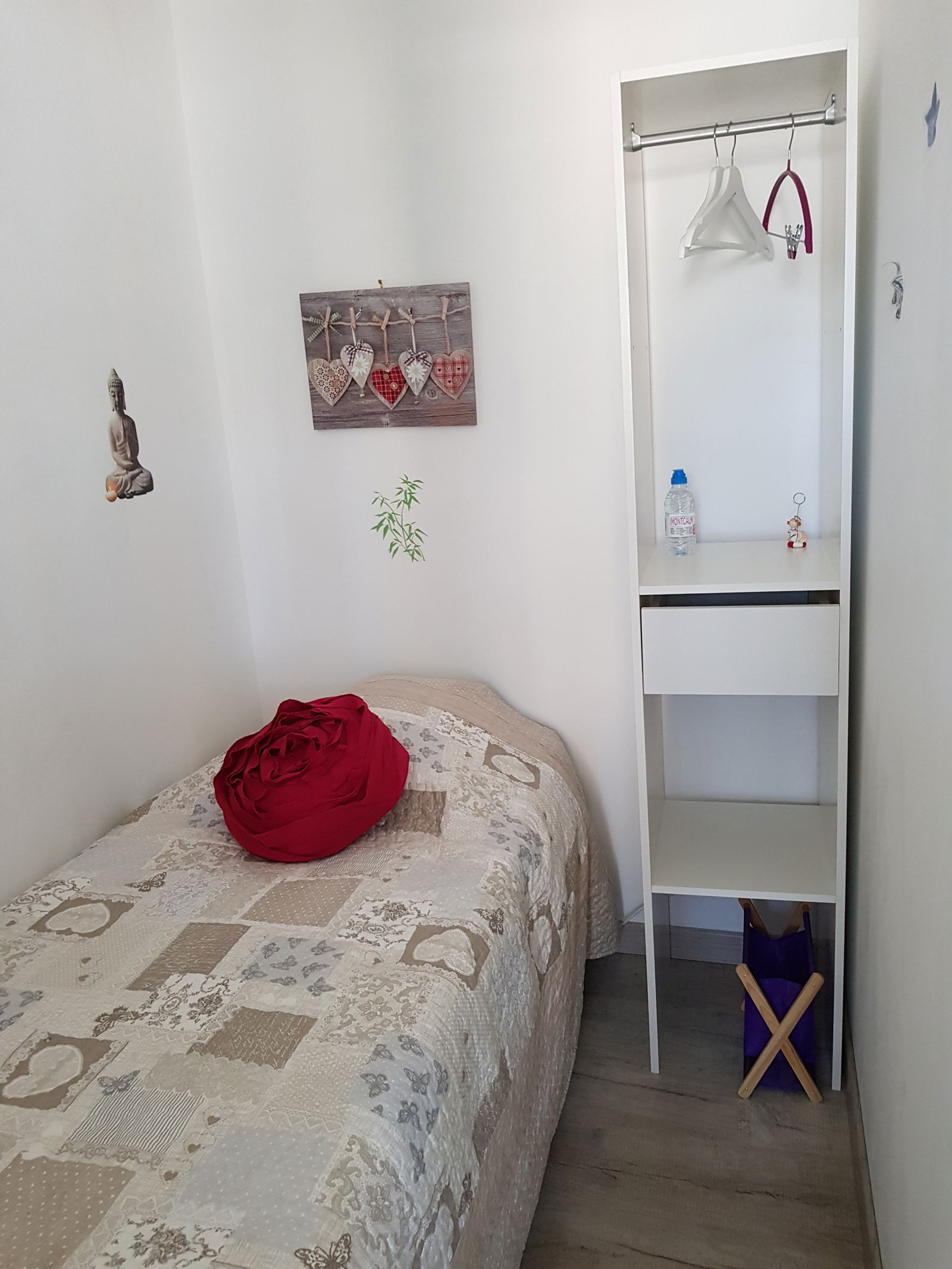 Homestay Mont-Saint-Jean 198159