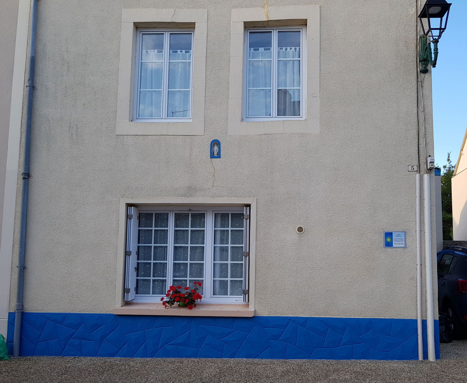 Homestay Mont-Saint-Jean 198159