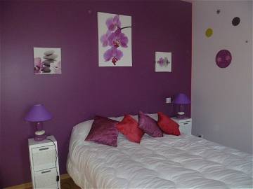 Room For Rent La Suze-Sur-Sarthe 48021-1