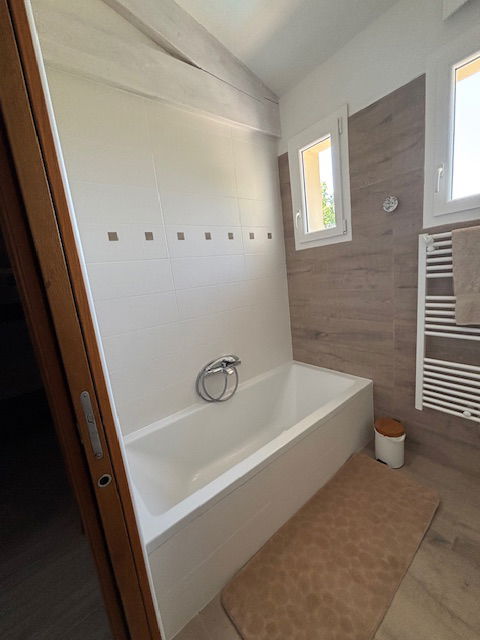 Hemvistelse Pierrevert 633766