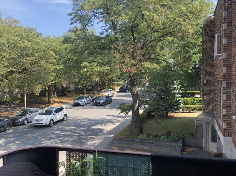 Kolokation Montréal 252349-1