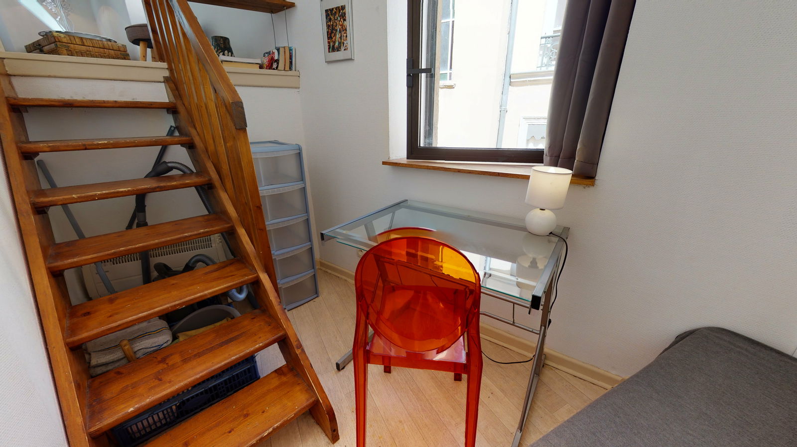 Unabhängiges Studio Lyon 90207