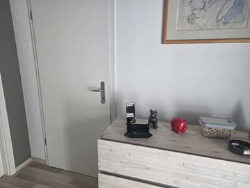 Chambre chez l'habitant à louer à Neuchâtel - photo 8 : autre pièce-8