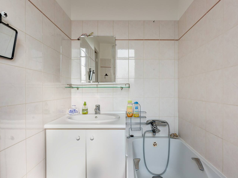 Homestay Levallois-Perret 80227-3