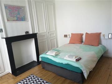 Roomlala | Belle Chambre Chez L'habitant à Deux Stations De La Gare Lil