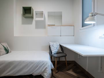 Roomlala | Belle Chambre Confortable à Eixample RH10A-R2