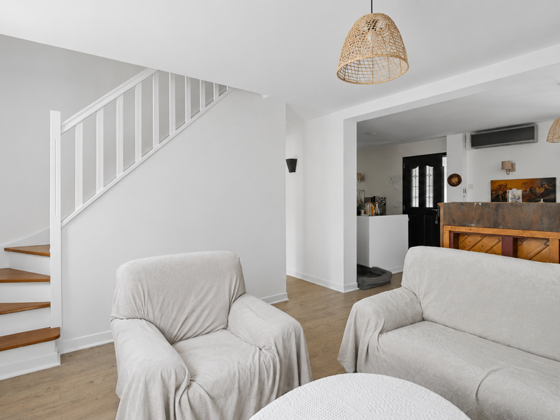 Homestay Crosne 676141-2