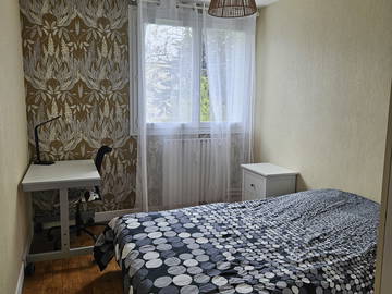 Colocation Bron 662447-4