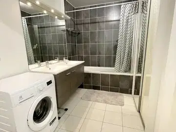 Shared housing for rent in Bagneux - photo 6 : Bathroom-6