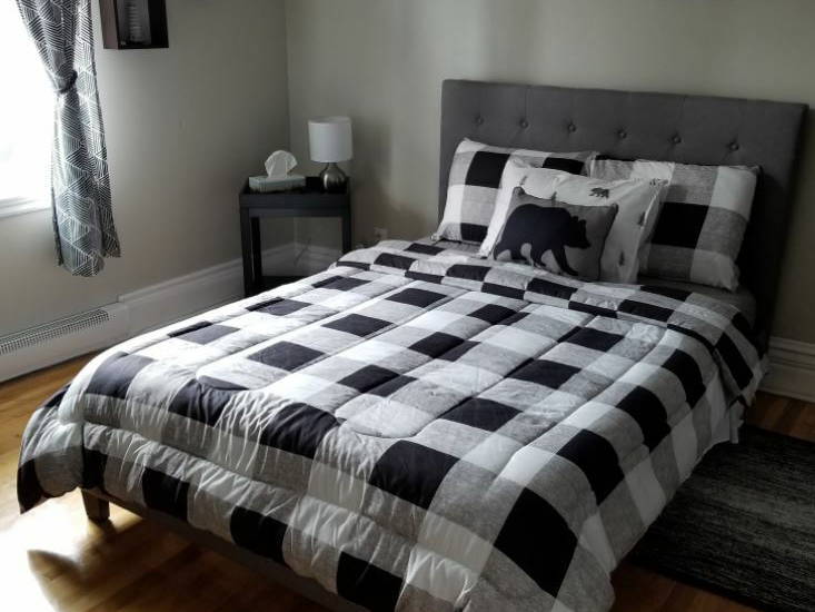 Chambre Chez L'habitant Montréal-Est 232723-1