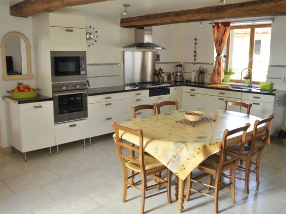 Chambre Chez L'habitant Illiat 32449-1