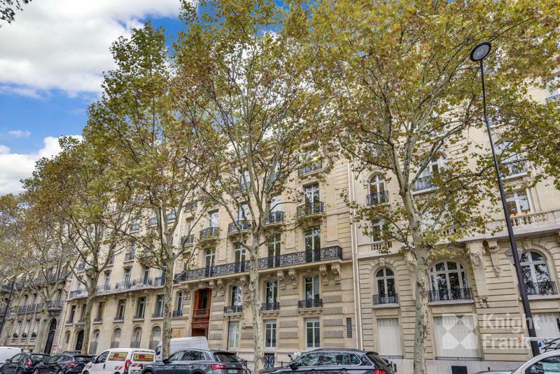 Oberoende Studio Paris 192195