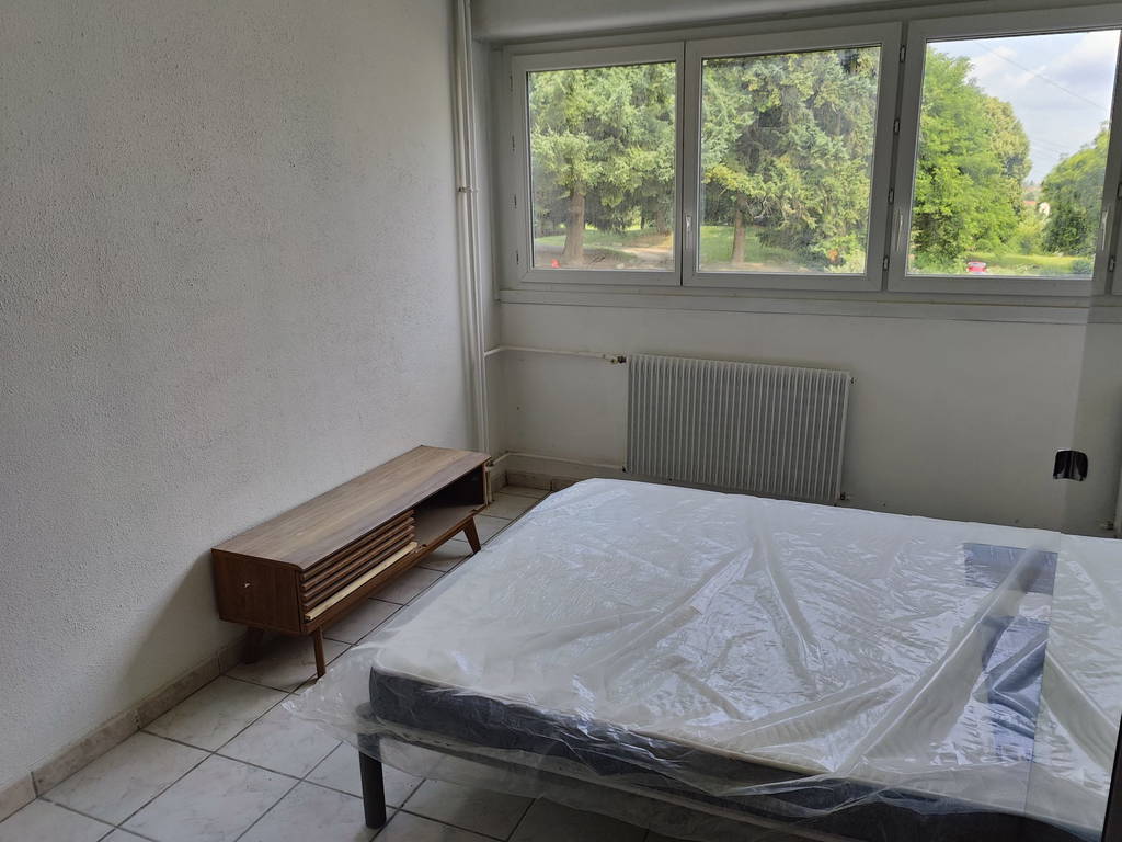 Colocación Pontoise 547825-1