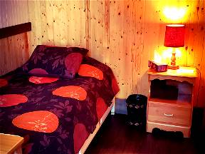 Belle petite chambre en maison à Lévis