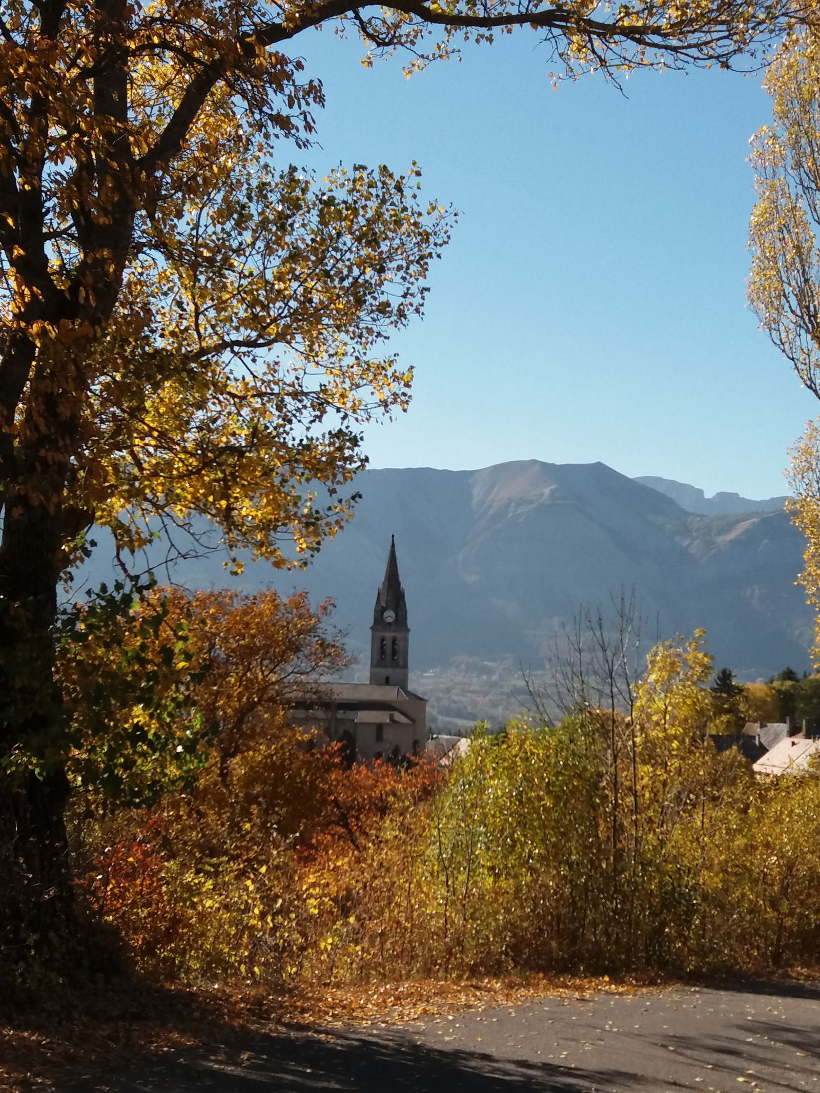 Onafhanklike Ateljee Saint-Julien-en-Champsaur 95373