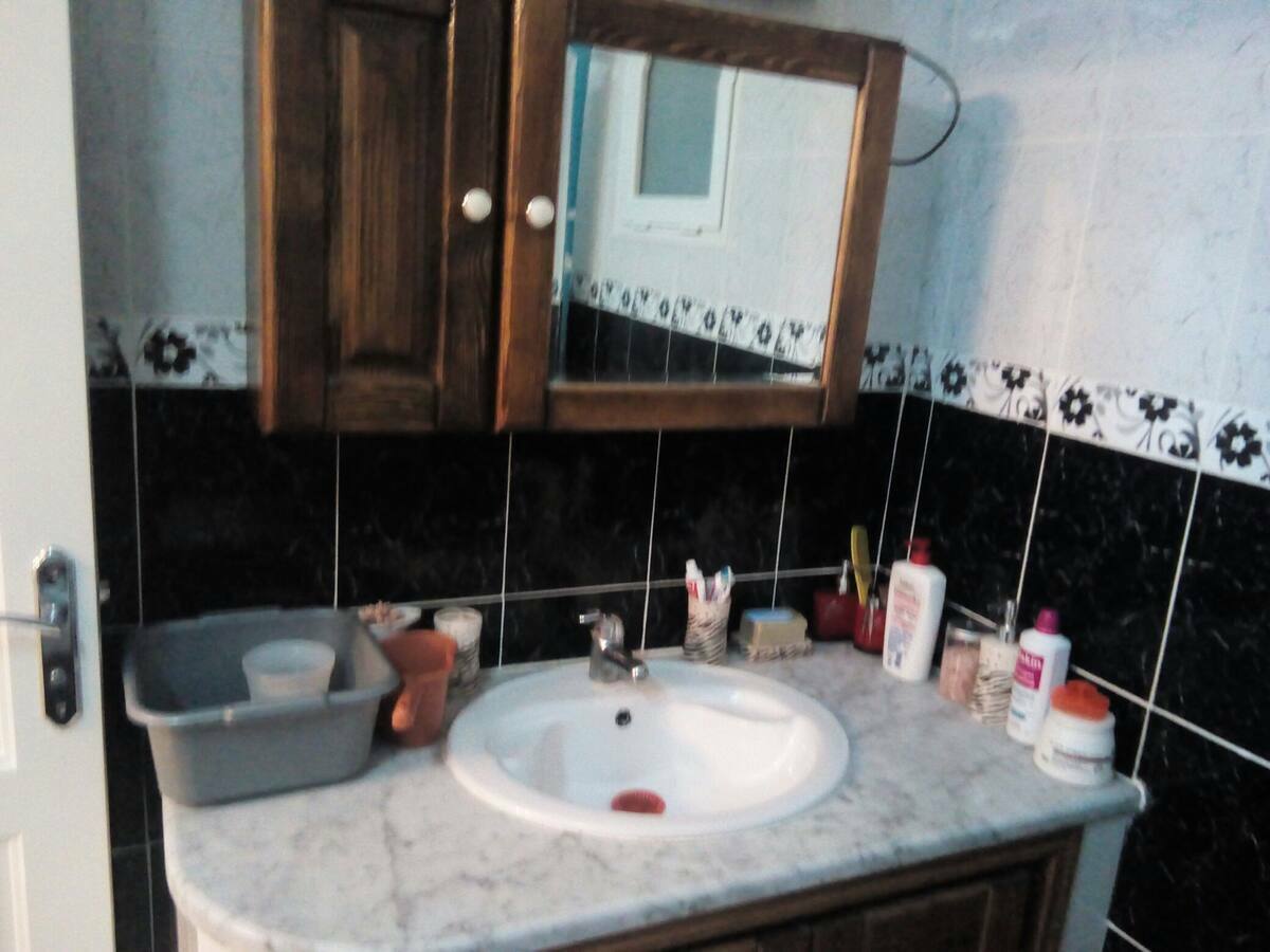 Quedarse En Casa Tunis 255232
