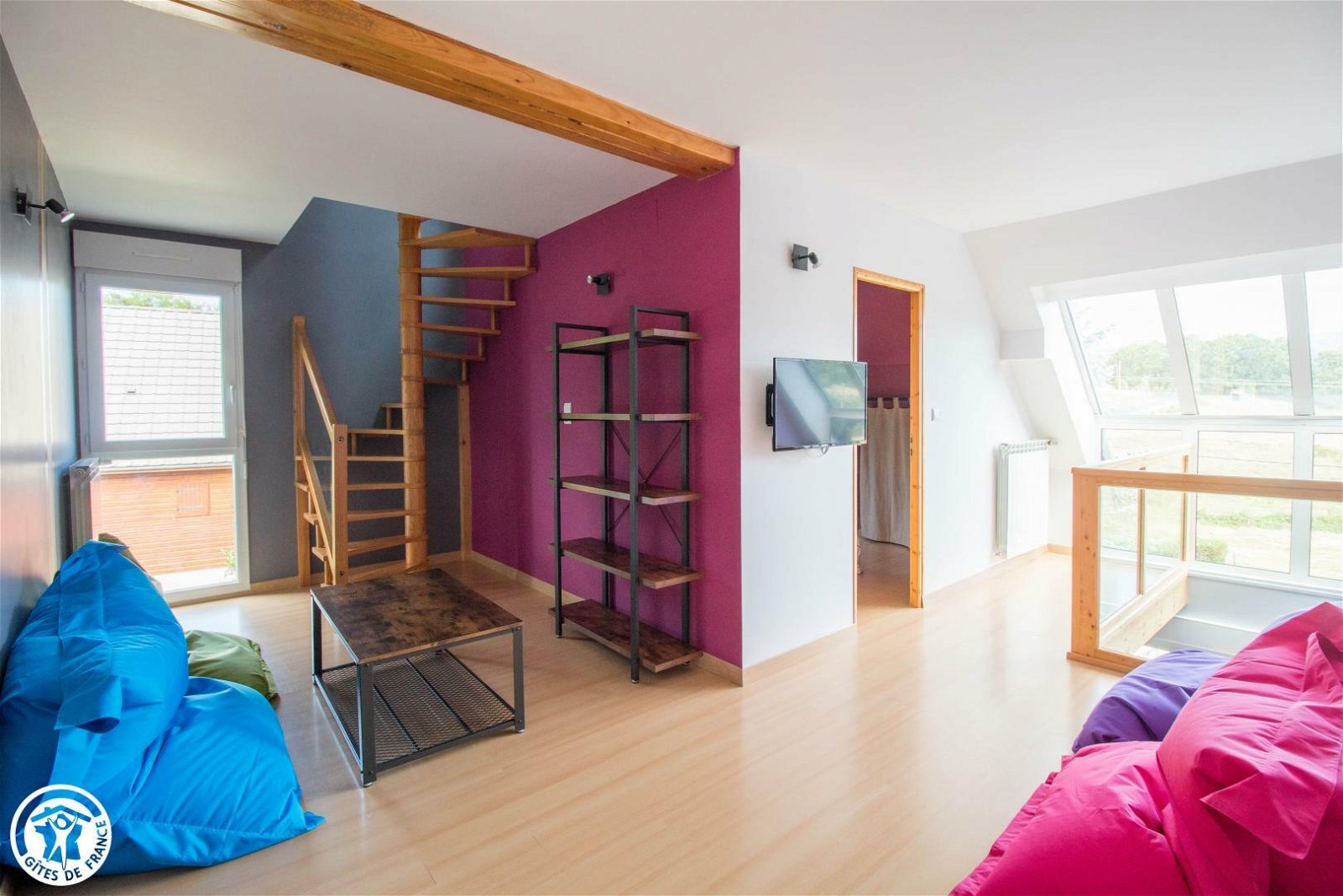Estudio Independiente La Tour-d'Auvergne 231510