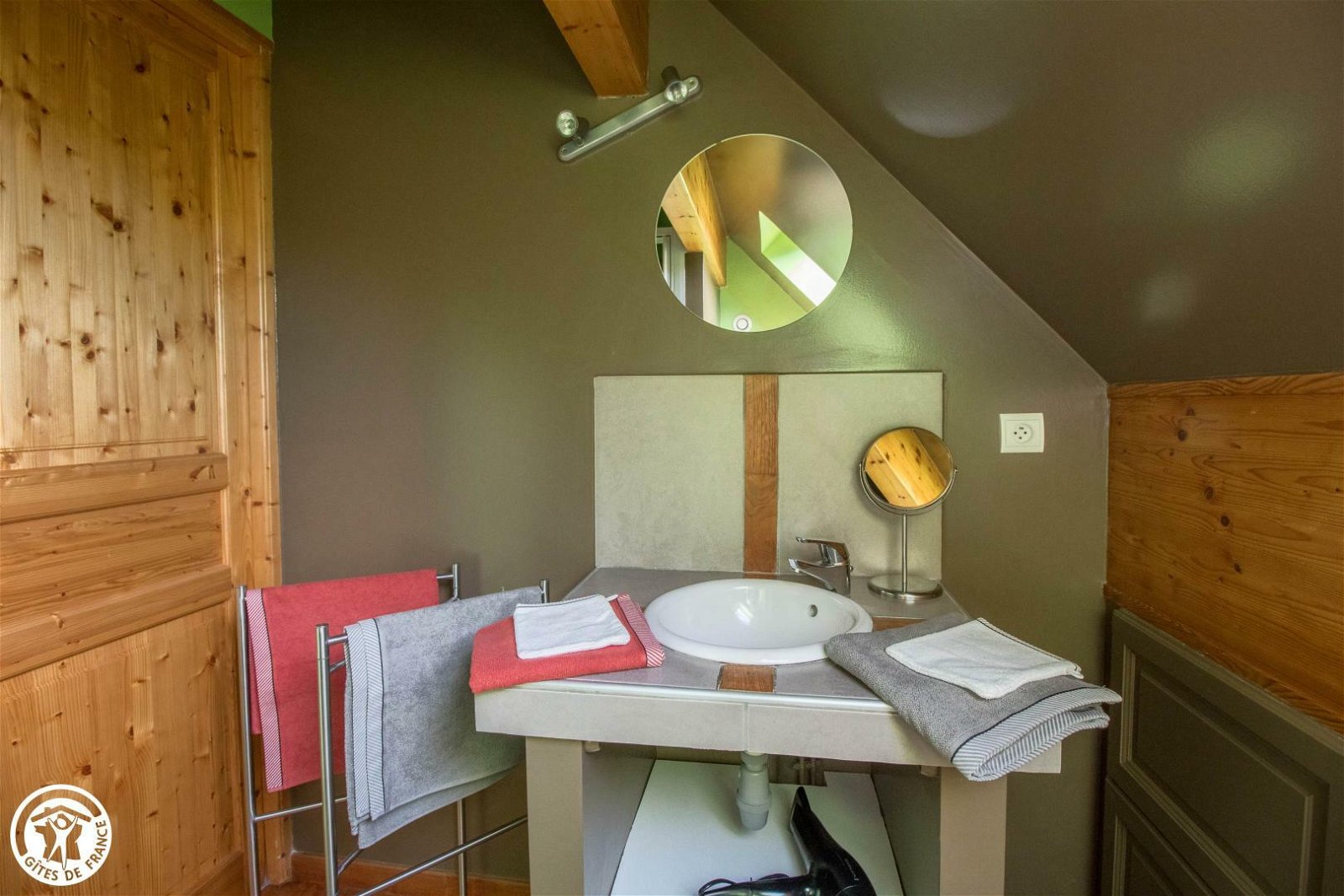 Estudio Independiente La Tour-d'Auvergne 231510