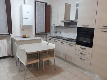 Room For Rent Voghera 498912