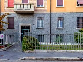 60 m² große Zweizimmerwohnung in der Via Giovanni Battista Moroni, Mailand!