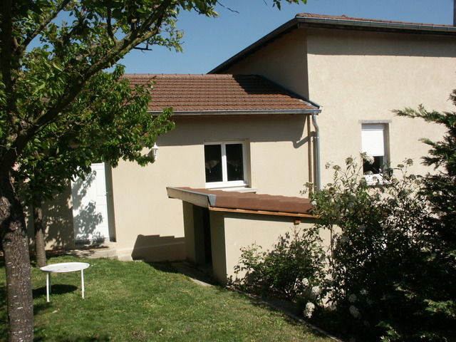 Pokoje Gościnne Luzinay 13044